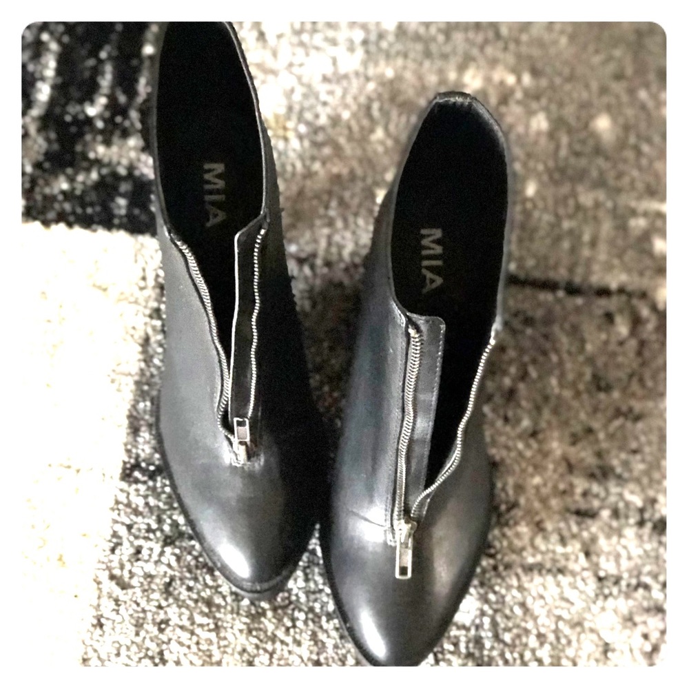Black Lug Sole boots